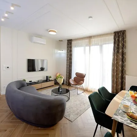 شقة Orangehomes Sunny & Modern 2br Penthouse With Ac & Terrace